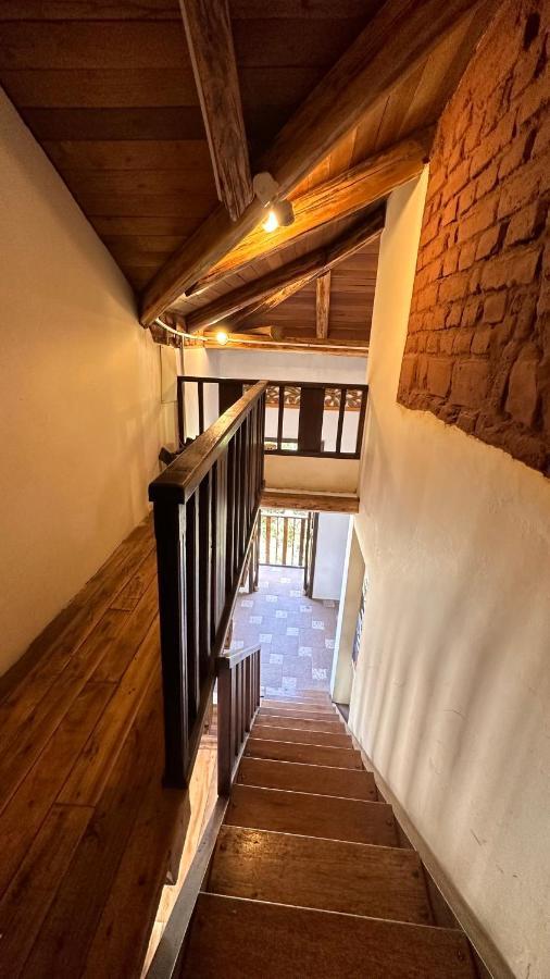 Campus Residencias Bed & Breakfast กีโต ภายนอก รูปภาพ